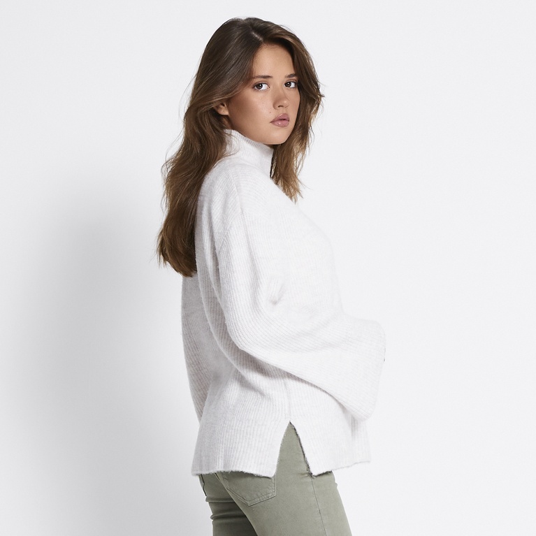 Rib-knit turtleneck sweater "Minny"